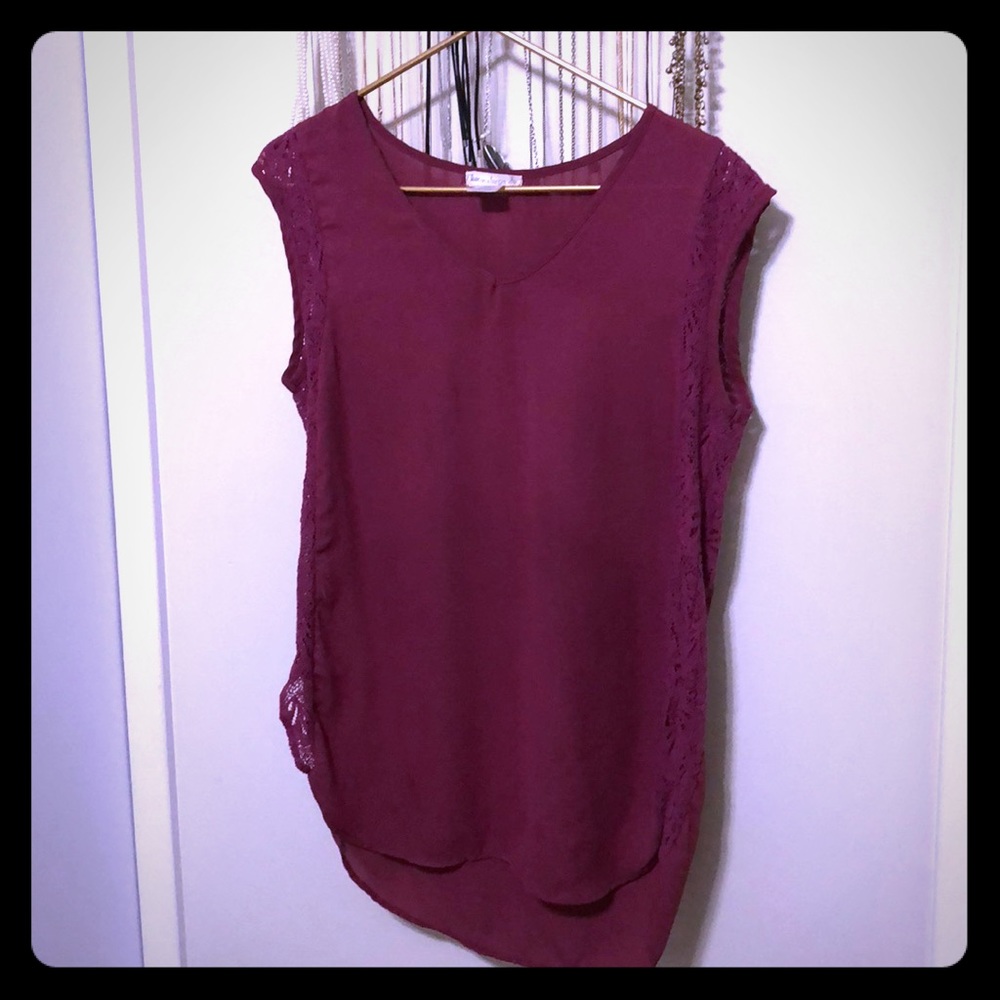 Burgundy lace side top